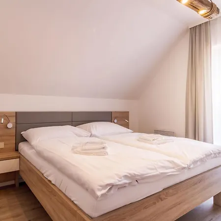 בית נופש Holiday Lakeside Village 22 - - Sauna By Interhome